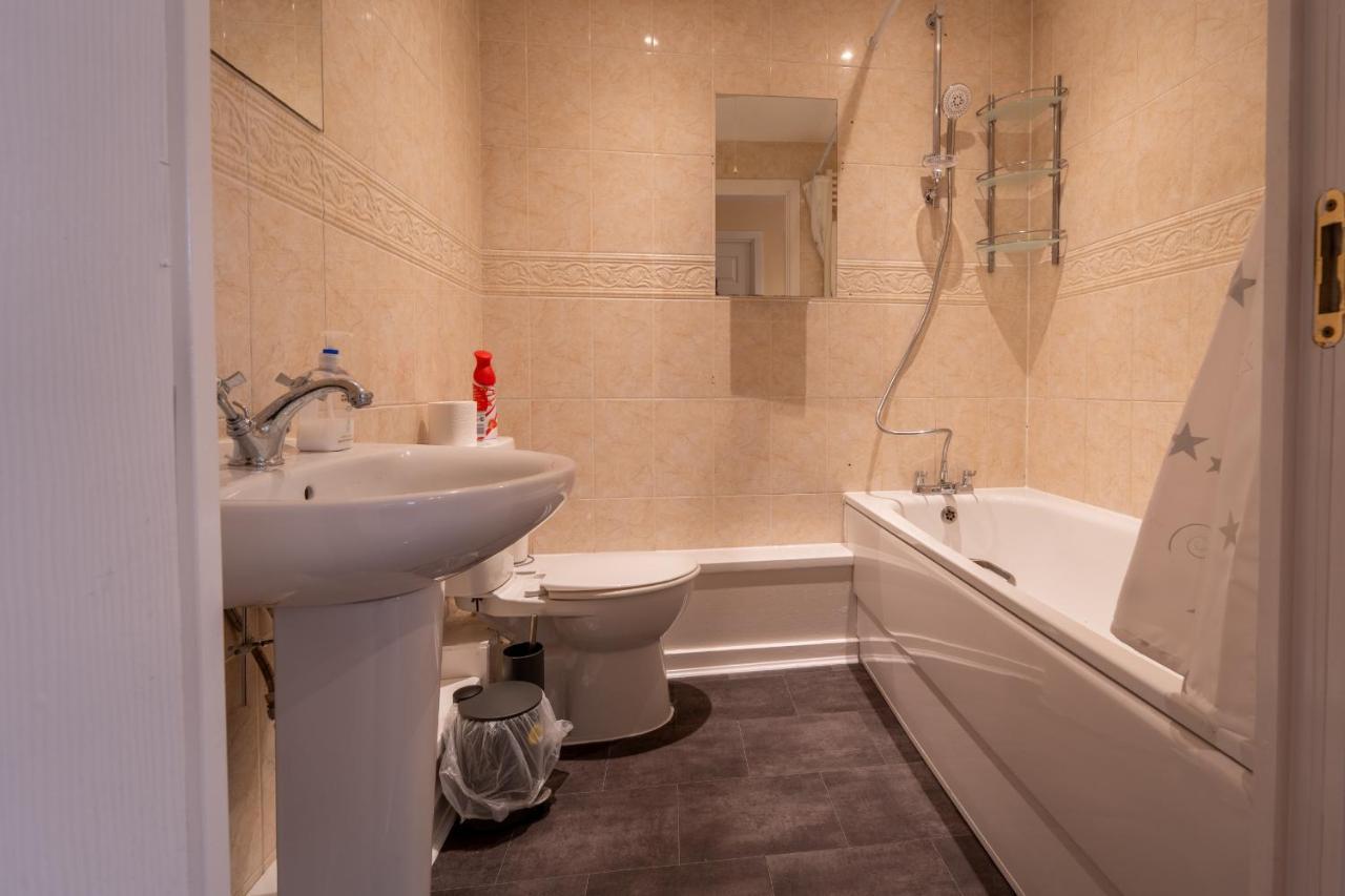 Luxury 2 Bed Apartment - Near Heathrow, Legoland, Windsor Σλόουθ Εξωτερικό φωτογραφία