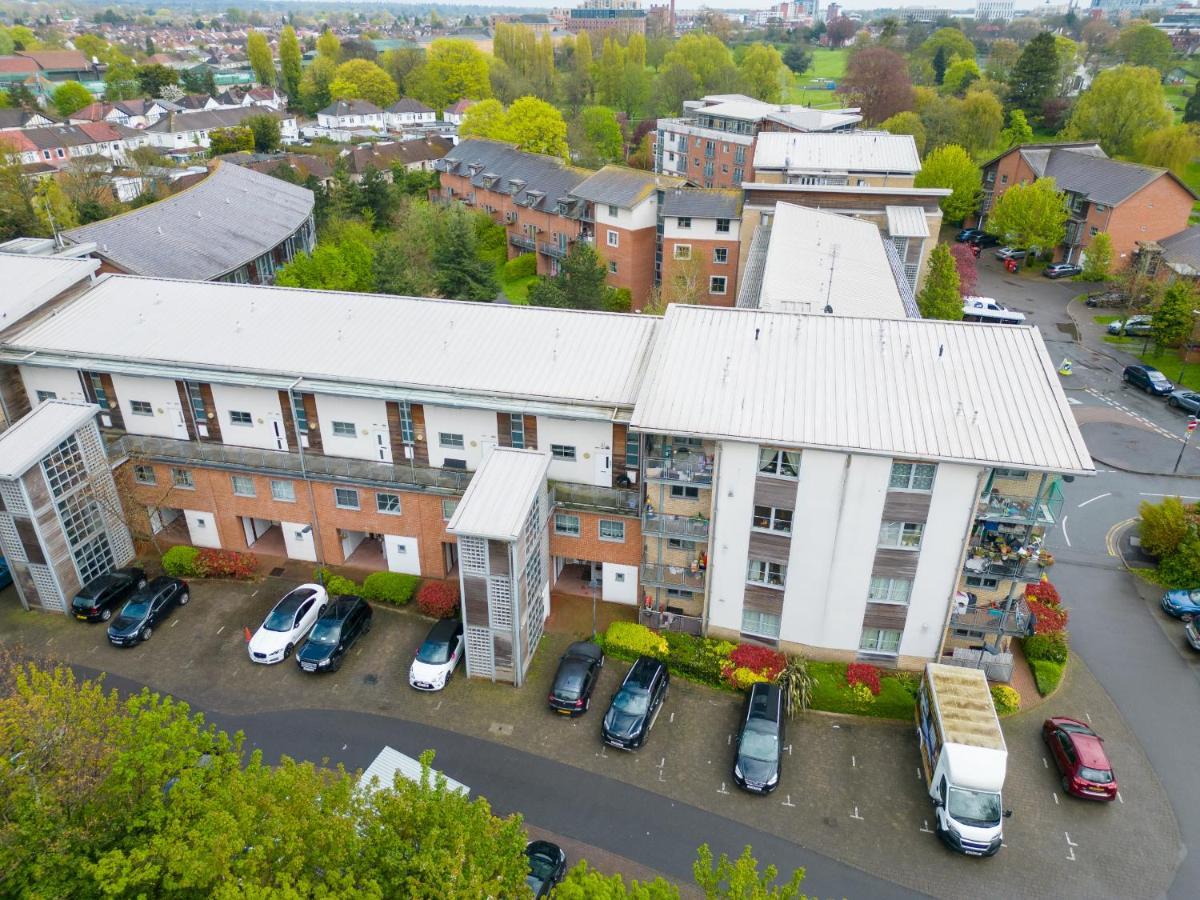 Luxury 2 Bed Apartment - Near Heathrow, Legoland, Windsor Σλόουθ Εξωτερικό φωτογραφία