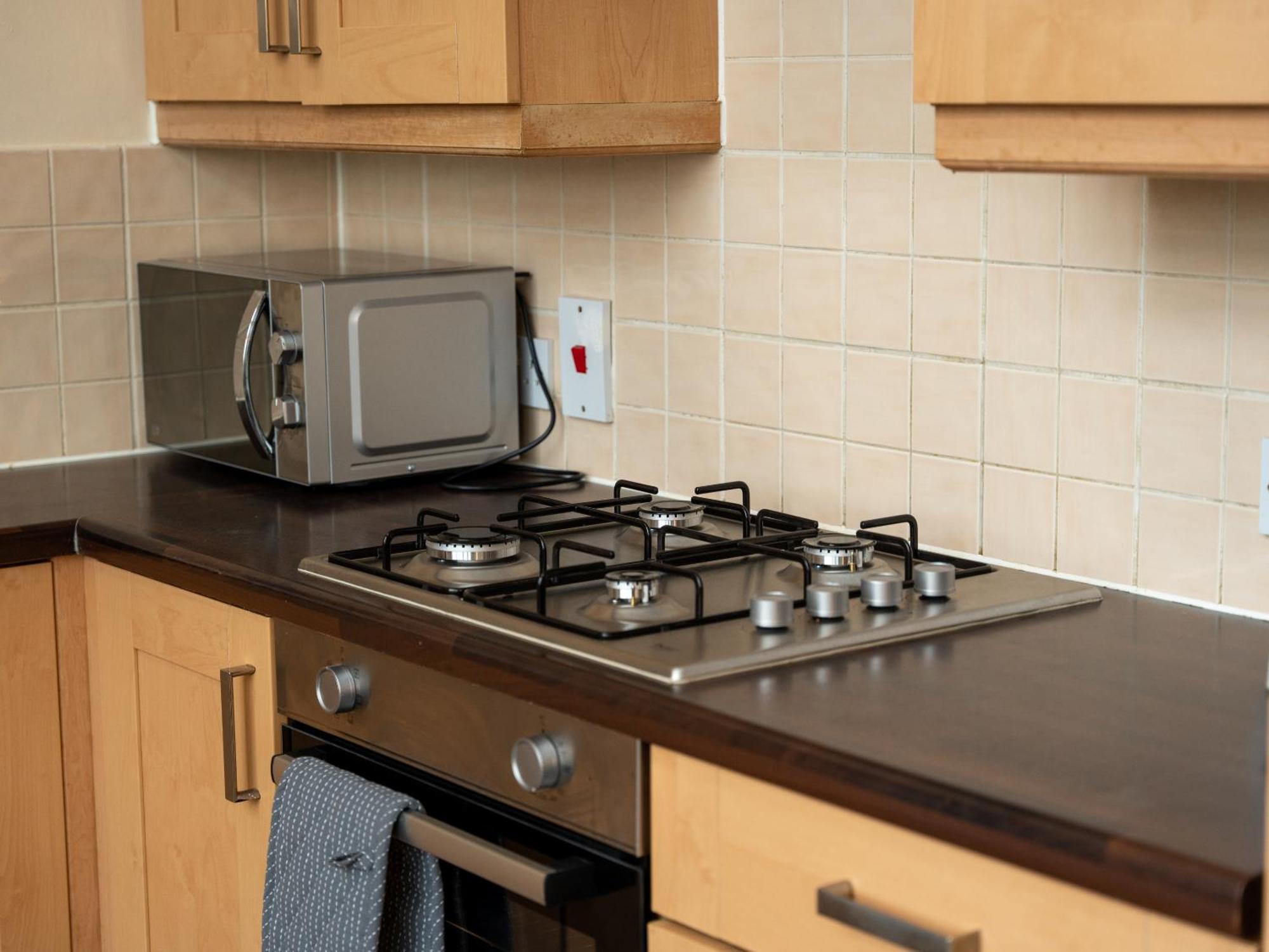 Luxury 2 Bed Apartment - Near Heathrow, Legoland, Windsor Σλόουθ Εξωτερικό φωτογραφία