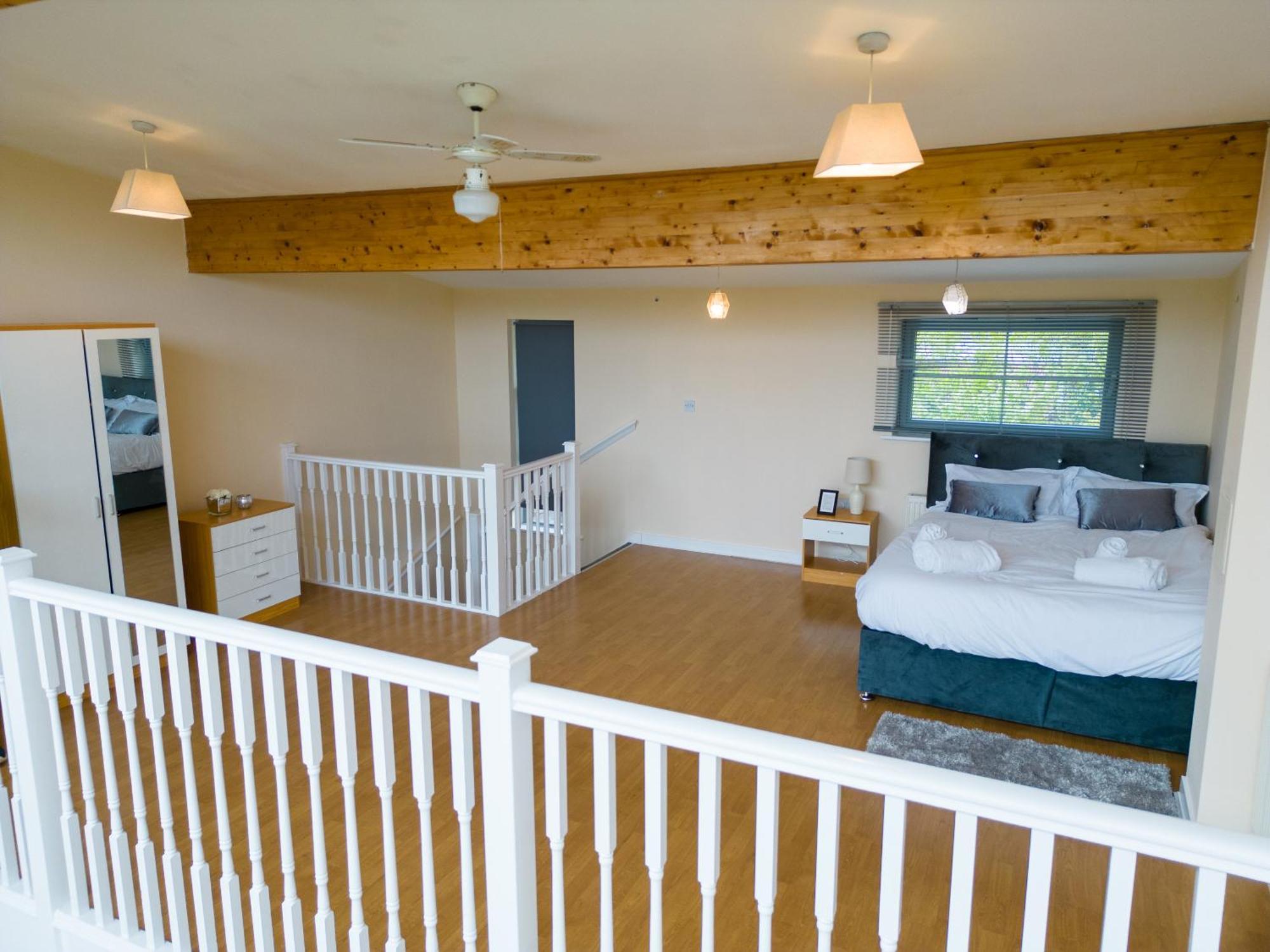 Luxury 2 Bed Apartment - Near Heathrow, Legoland, Windsor Σλόουθ Εξωτερικό φωτογραφία