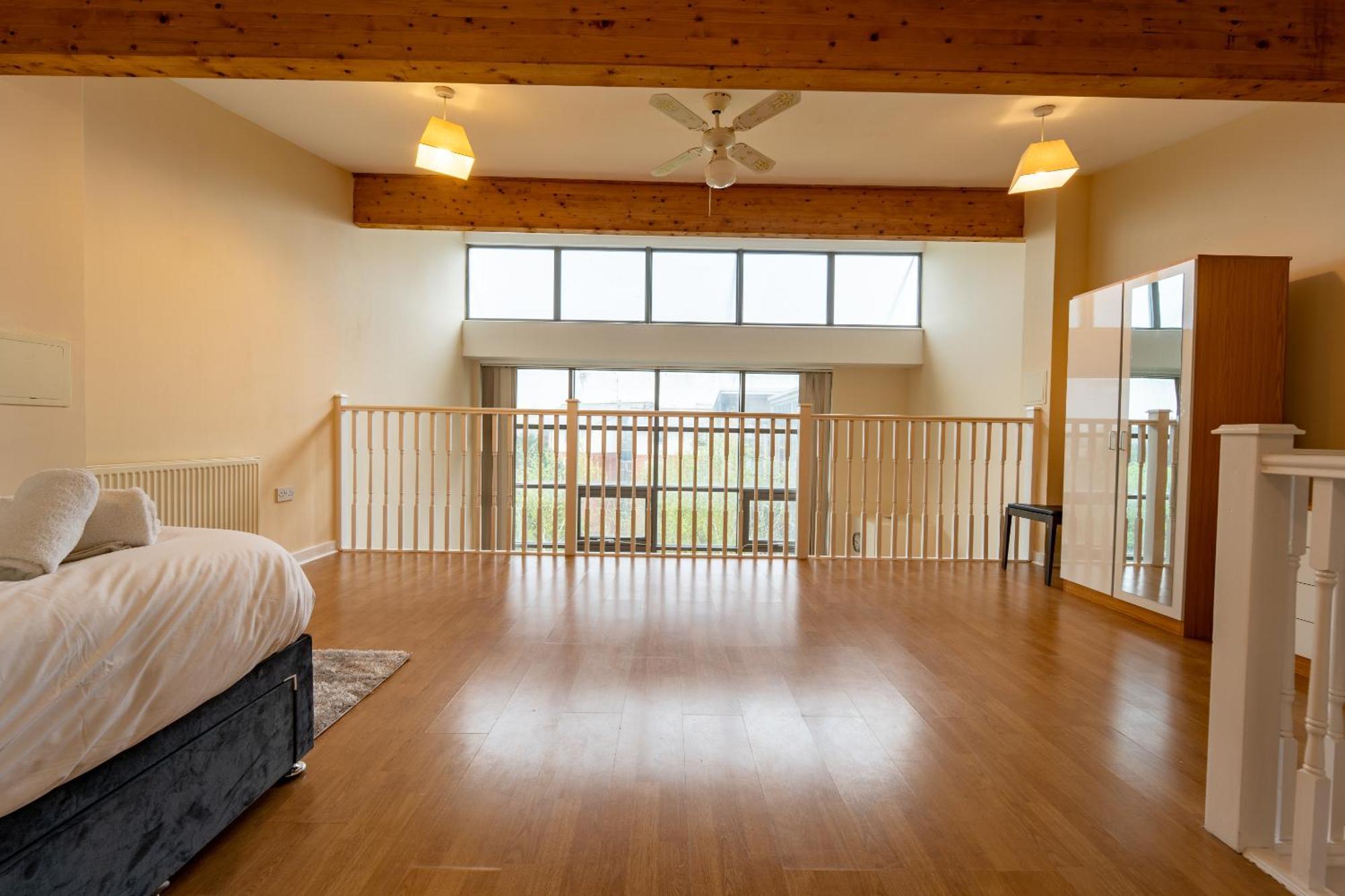 Luxury 2 Bed Apartment - Near Heathrow, Legoland, Windsor Σλόουθ Εξωτερικό φωτογραφία