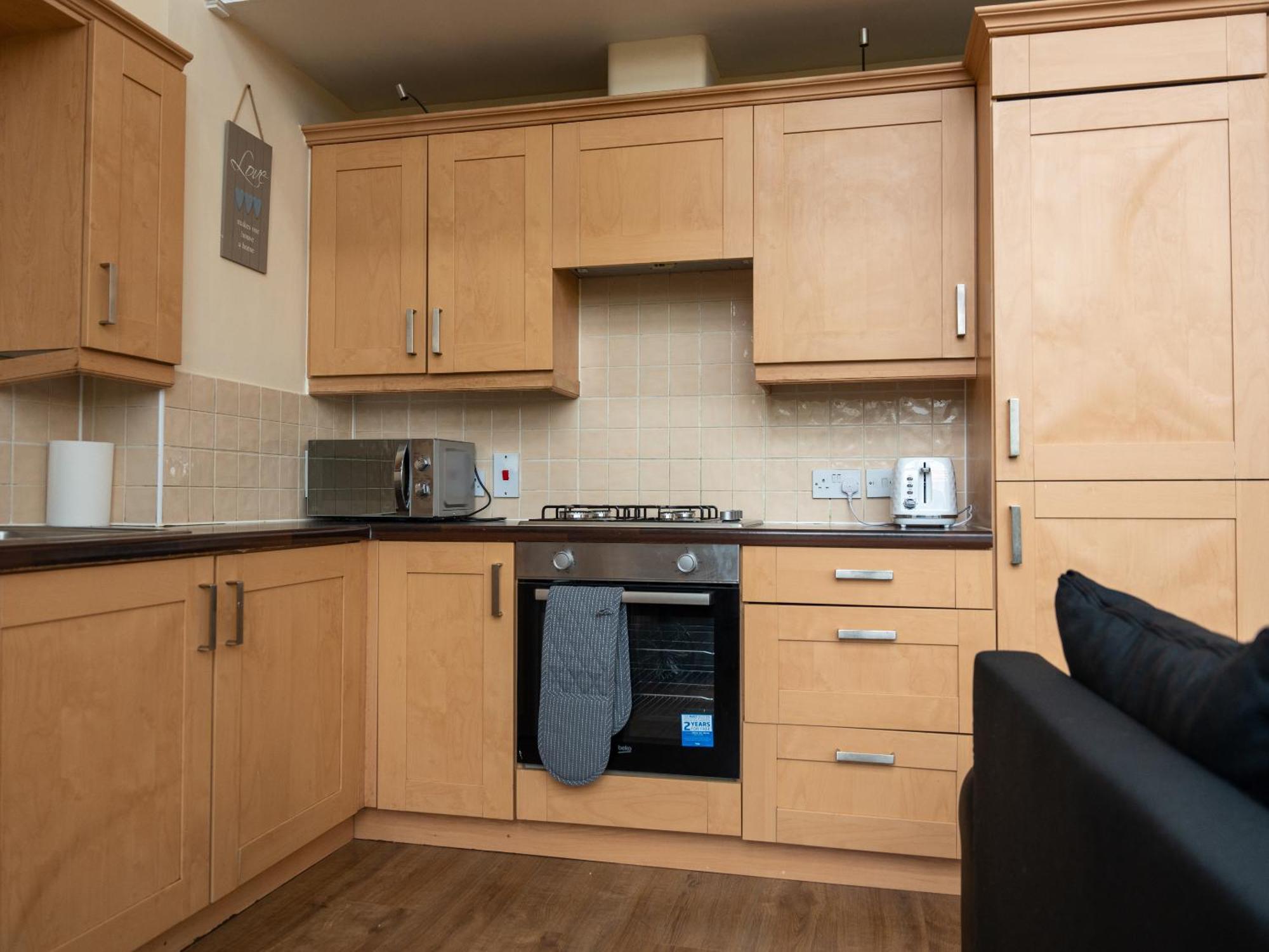 Luxury 2 Bed Apartment - Near Heathrow, Legoland, Windsor Σλόουθ Εξωτερικό φωτογραφία