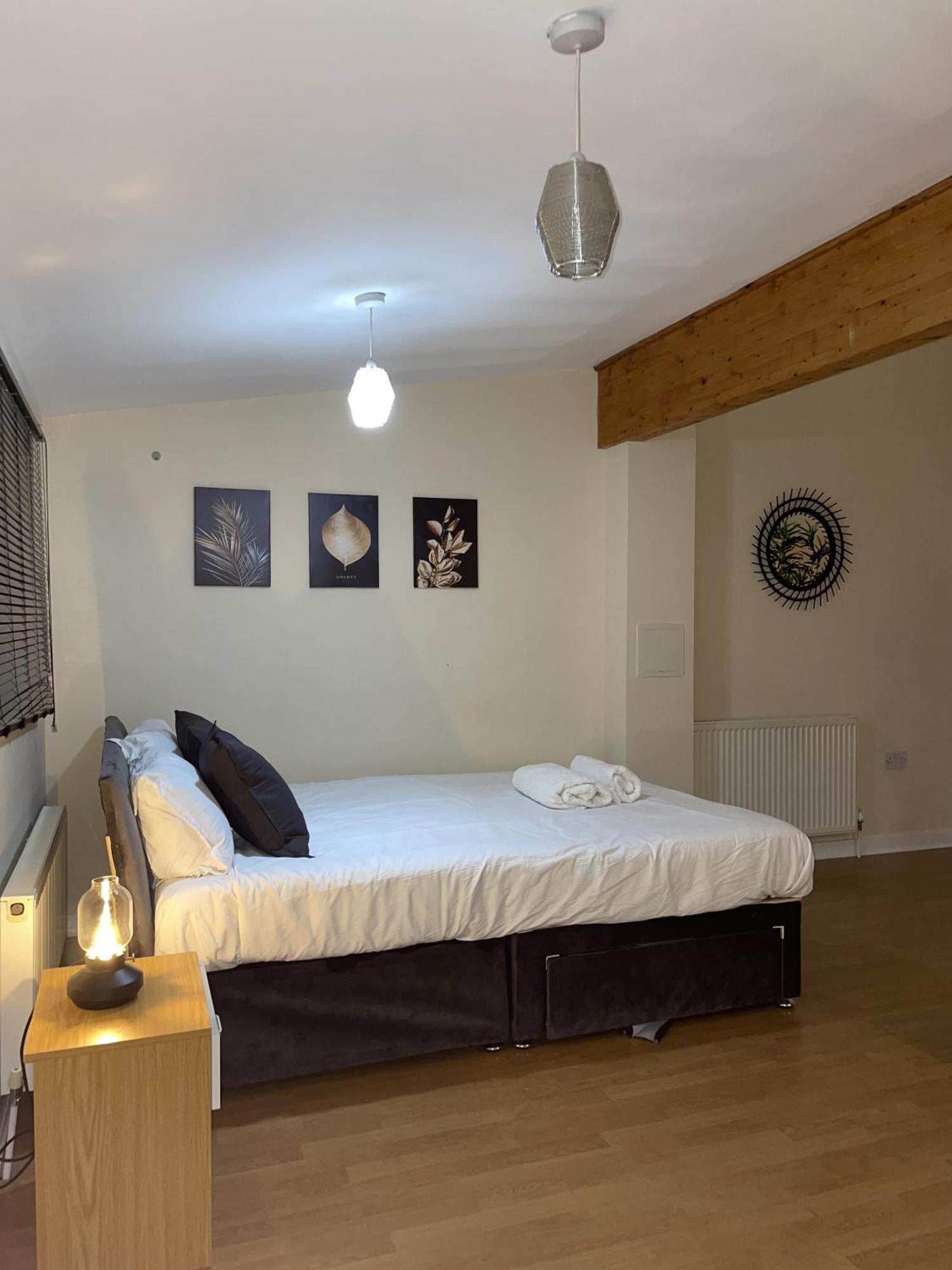Luxury 2 Bed Apartment - Near Heathrow, Legoland, Windsor Σλόουθ Εξωτερικό φωτογραφία